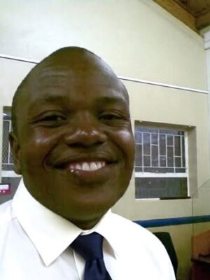 Mr Bongani Nyathikazi